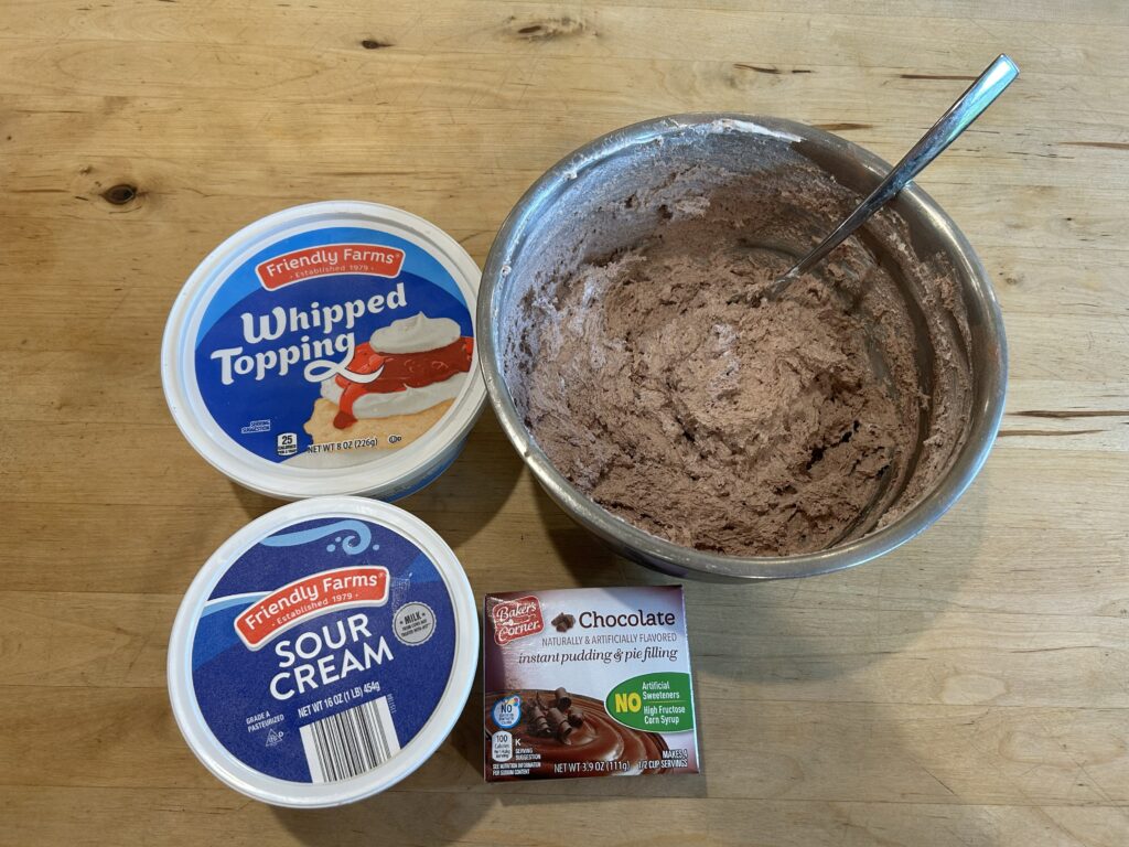 chocolate strawberry delight filling ready to spread